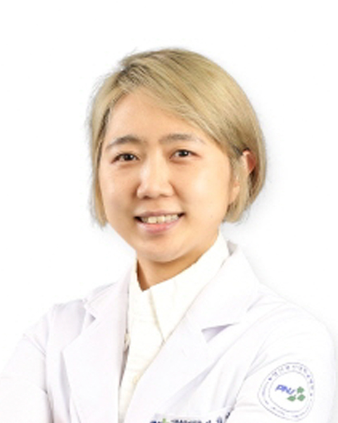 Hee Young Kim