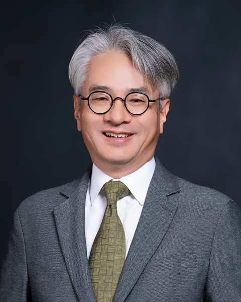 Sang Hyun Kim